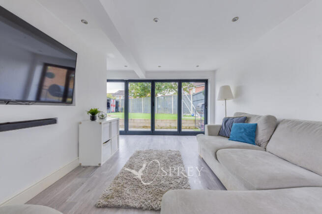 Framland Drive, Melton Mowbray photo 4