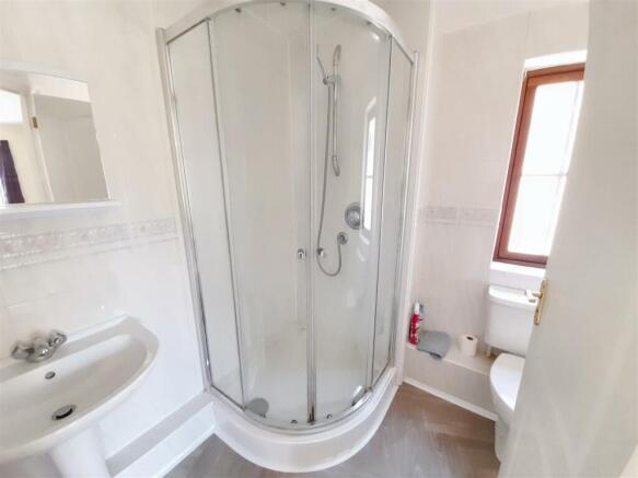 Ensuite shower room