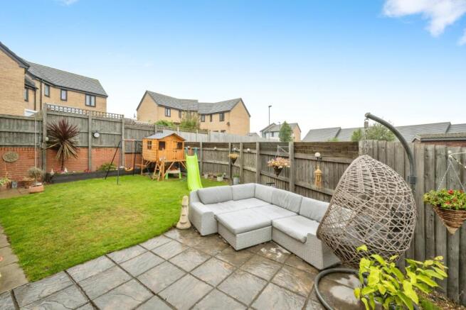 Roberts Road, Edlington, Doncaster, South Yorkshire, DN12 photo 4