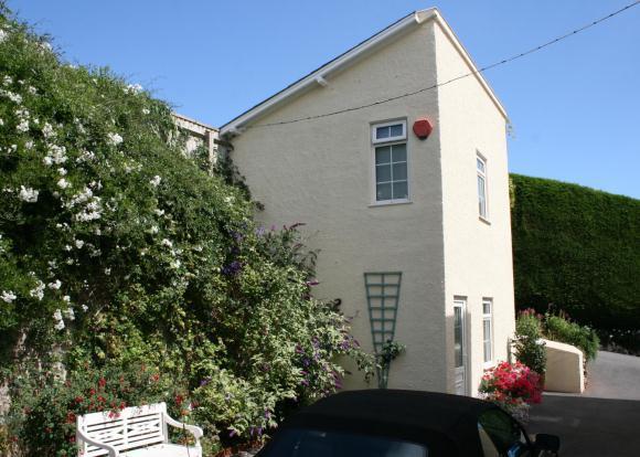 One Bedroom Cottage