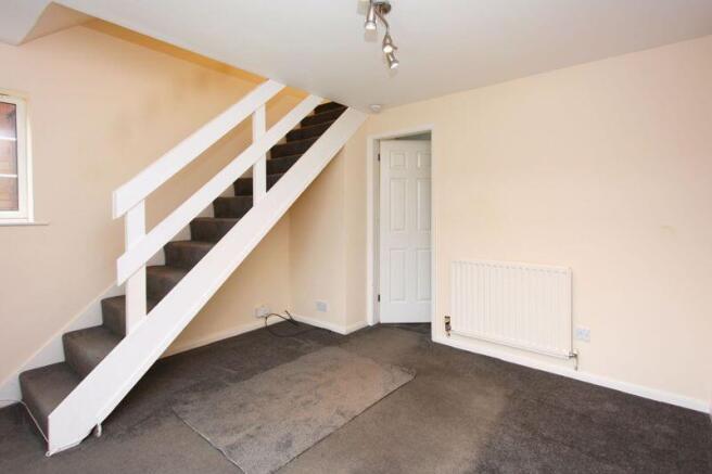 1 School Close, Shifnal TF11 8SH photo 4