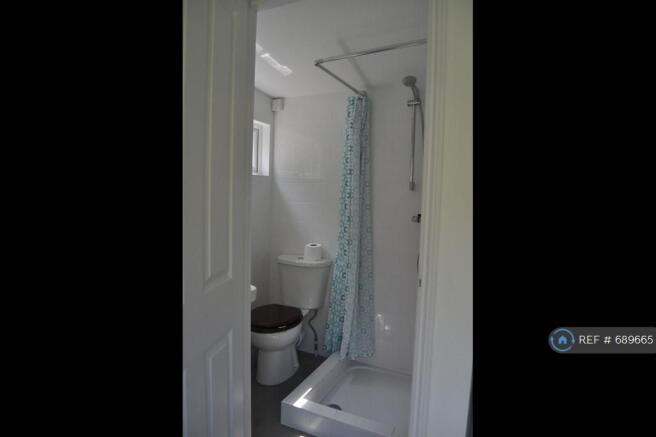 Garden Pod - Bathroom