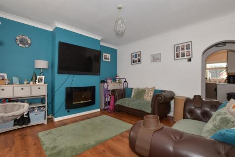 Kent Road, Halling, Rochester, Kent