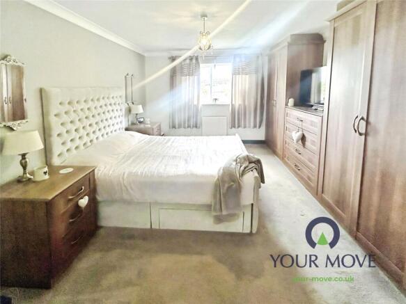 3 bed Semi-Detached to rent Image 10