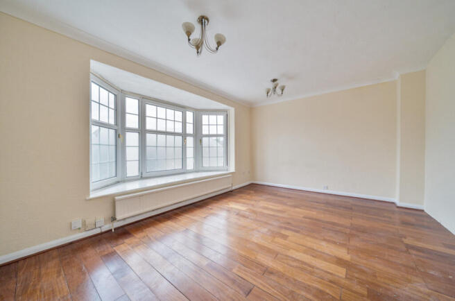 1360100-9-68d7e1a...