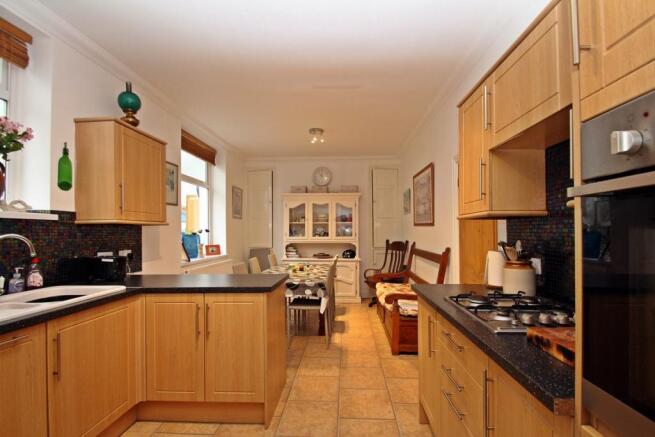 Large kitchen/diner