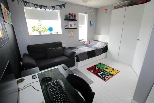 Photo 8