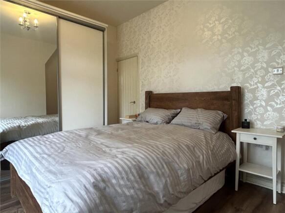 2 bed Terraced for sale Image 9