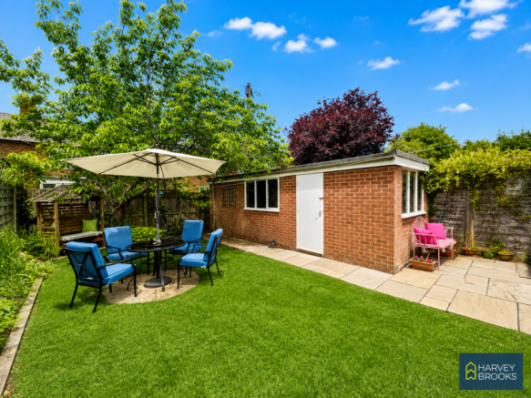 3 bed Semi-Detached for sale Image 12