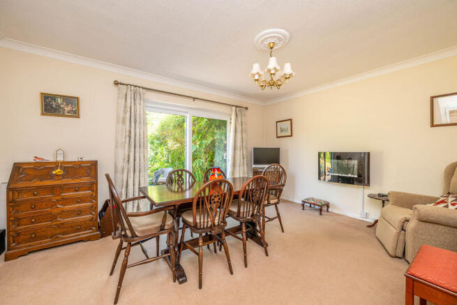 Ashfield Road, Compton photo 4