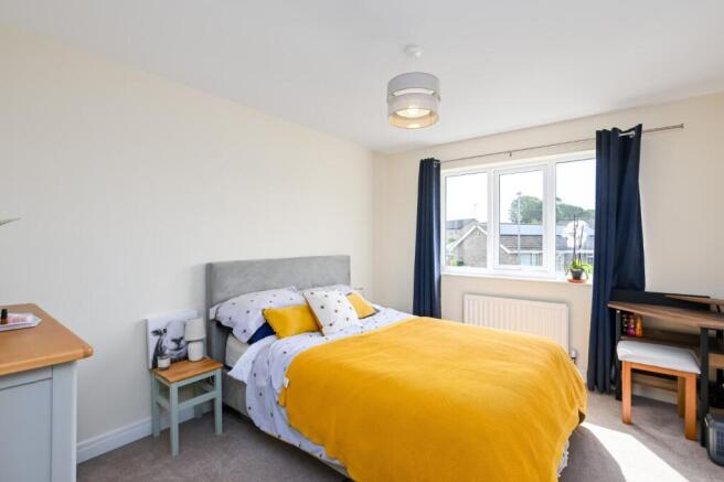 4 bed Detached to rent Image 9