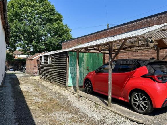 garage & car port