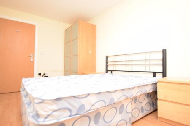 2 bed Apartment to rent Image 7