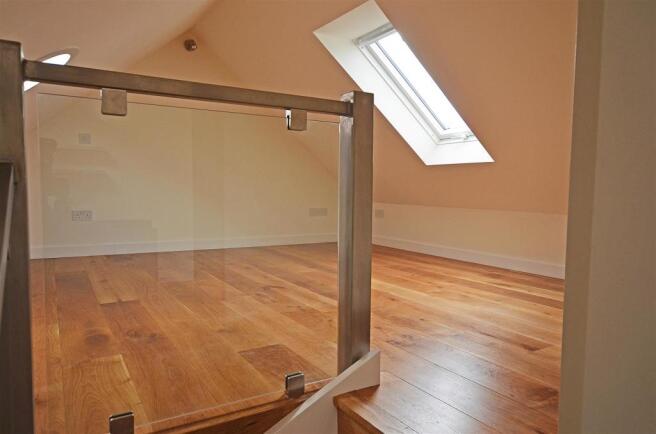 loft room.jpg