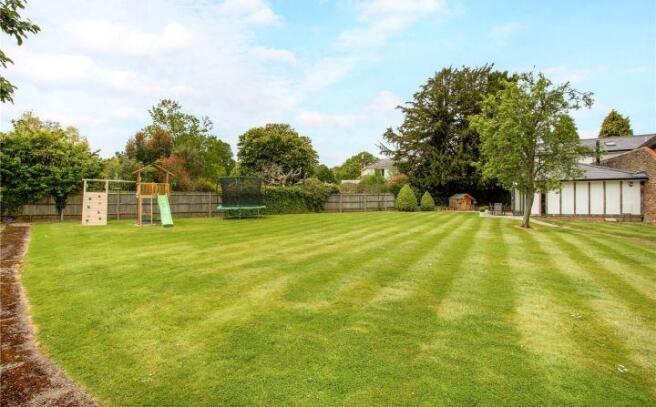Part-Walled Garden