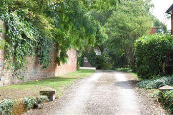 Driveway to Mount St