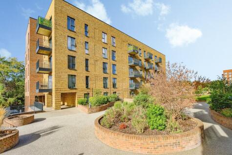 Dacorum Way, Hemel Hempstead