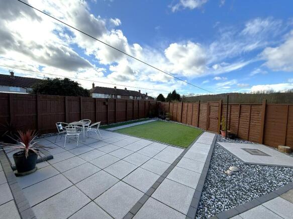 2 bed Semi-Detached for sale Image 12