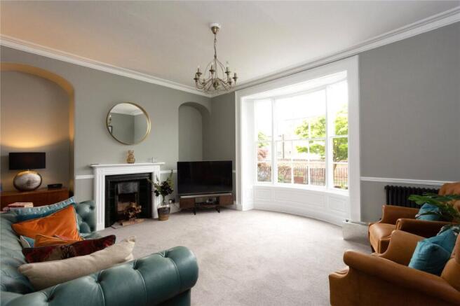 5 bed Terraced for sale Image 4