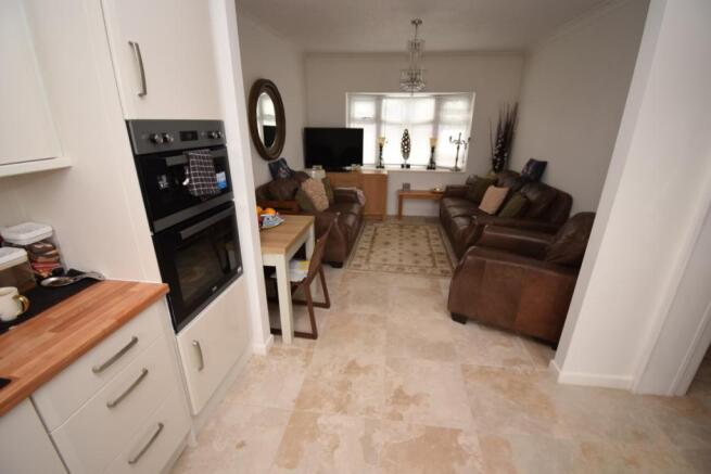 Fitted Kitchen
