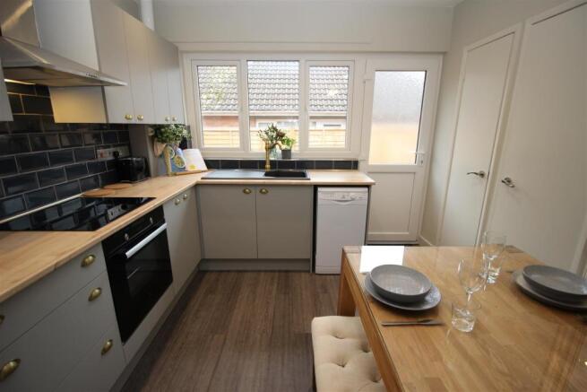 Kitchen/Dining Room