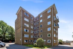 32, Park Lodge, Dyke Road, Hove BN3 6NF