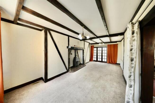 3 bed Semi-Detached for sale Image 7