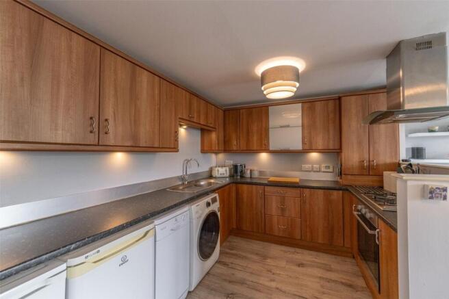 Kitchen Alt