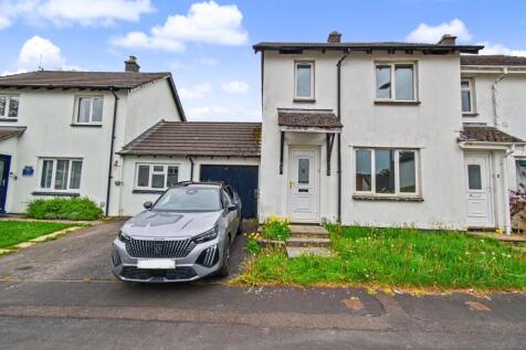 Oke Tor Close, Okehampton, EX20