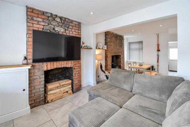 Living Room/Dining Room