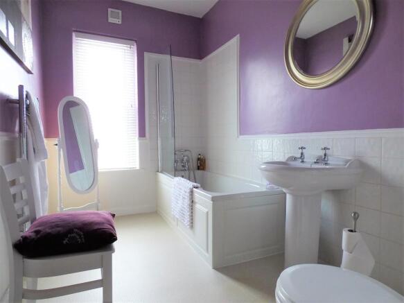 Photo 10