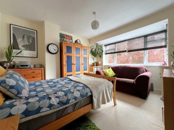 bed 2.2.jpg