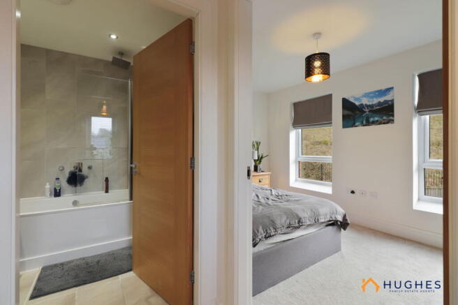 2 bed Semi-Detached for sale Image 12
