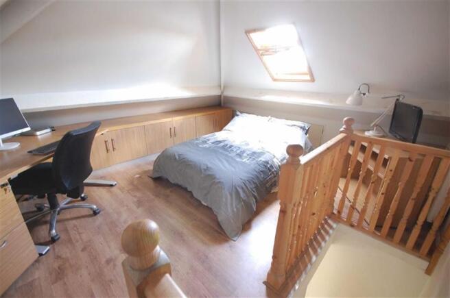 ATTIC ROOM
