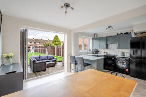 24, Birfield Road, High Wycombe HP10 9TW