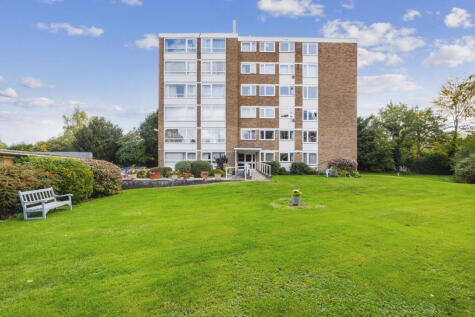 Withyholt Court, Charlton Kings, Cheltenham, GL53 9BG