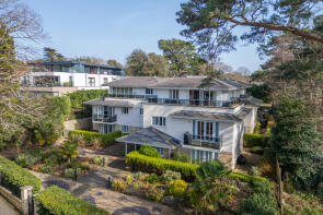 Flat 13, 27 Peninsula Heights, Bessborough Road, Poole BH13 7JS