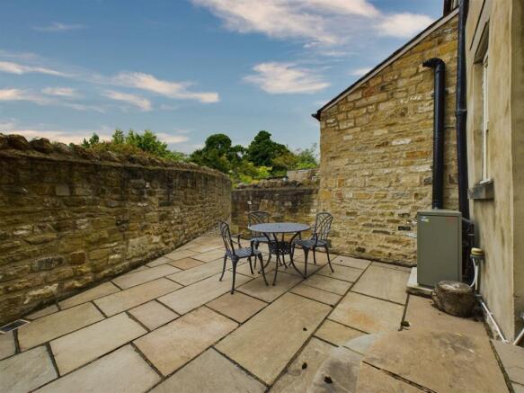 3 bed Character Property for sale Image 10