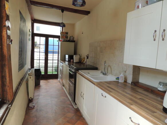 Photo 3