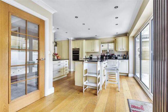 Kitchen/Breakfast Rm
