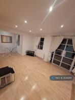 15, Roy Square, London E14 8BY