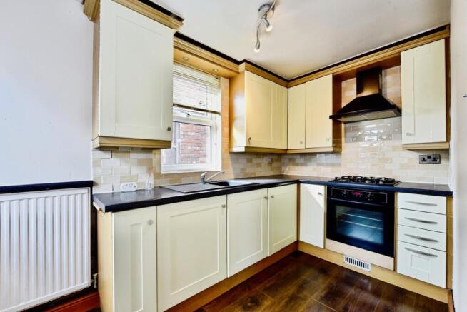3 bed End of Terrace for sale Image 5