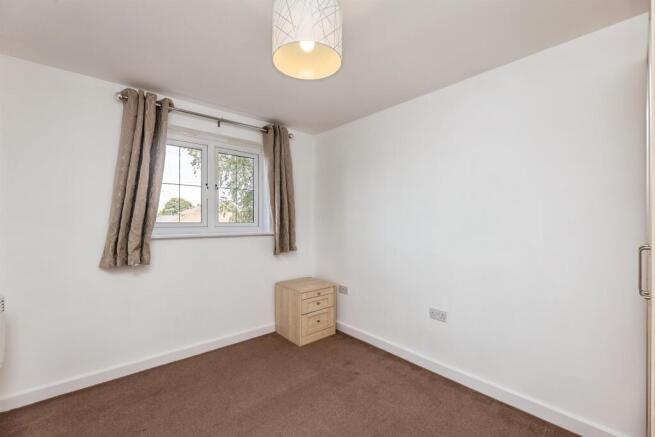 2 bed Apartment for sale Image 10