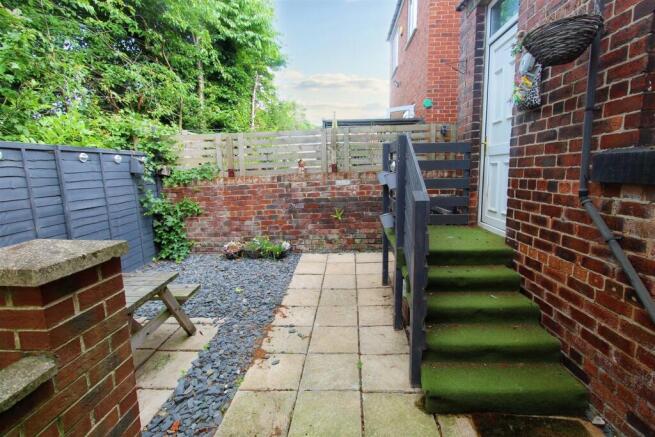 2 bed End of Terrace for sale Image 5