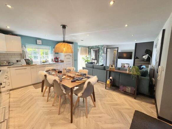 Kitchen Diner