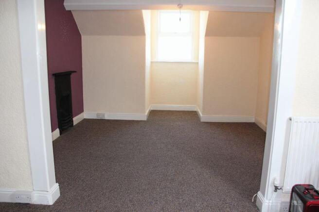 LOFT ROOM