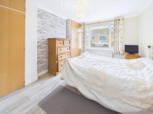 2 bed Semi-Detached Bungalow for sale Image 7