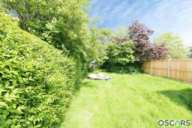 4 bed Semi-Detached for sale Image 11