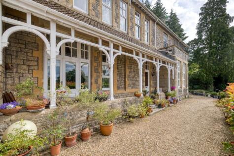 3 bedroom period home in Shepton Mallet