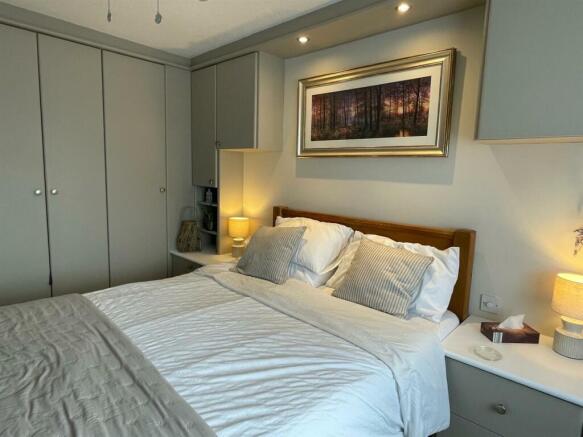 Bedroom;.jpg